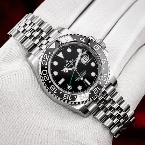 Rolex GMT Master II 126710 GRNR